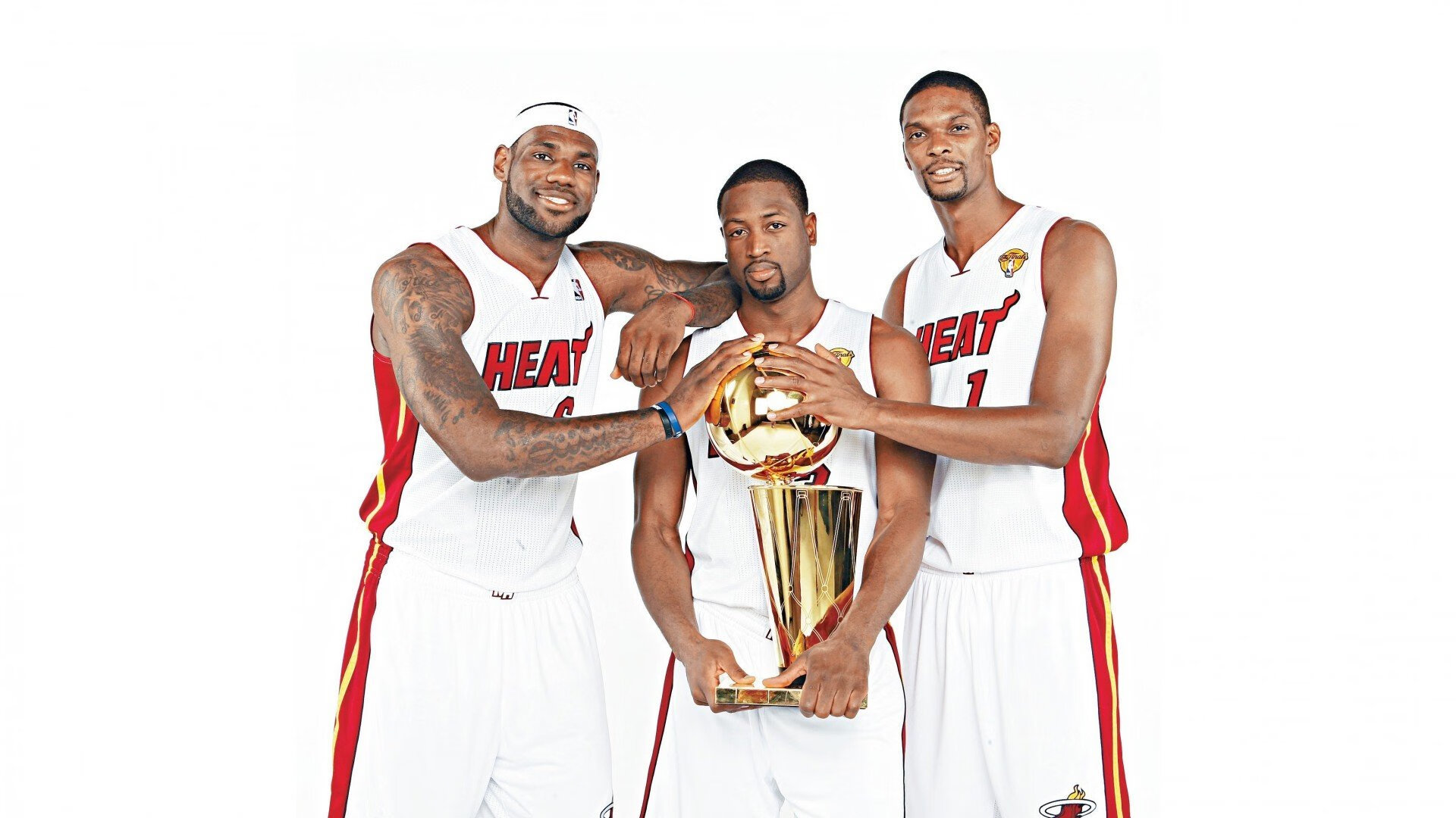 年终总决赛常规赛爆出冷门！金州勇士绝杀辽宁男篮，争冠形势突变